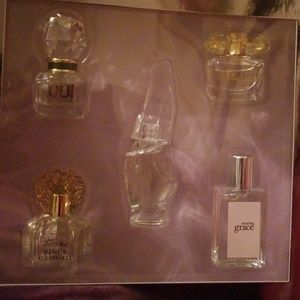5 miniature women fragrances